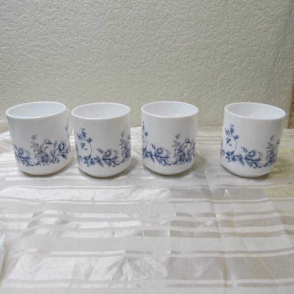 Vintage Arcopal Coffee Tea Cup Mugs Glenwood Blue White Floral Set of 4 France - Picture 16 of 16